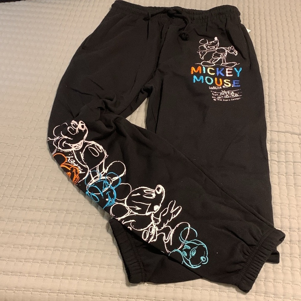 Mickey Mouse Disney Sweat Pants Girl’s Sz 7/9 NEW Black with embroidered Mickey